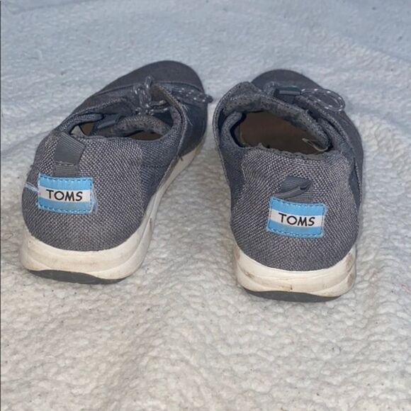 Toms gray chevron canvas sneakers | Sz 9 - Picture 5 of 8